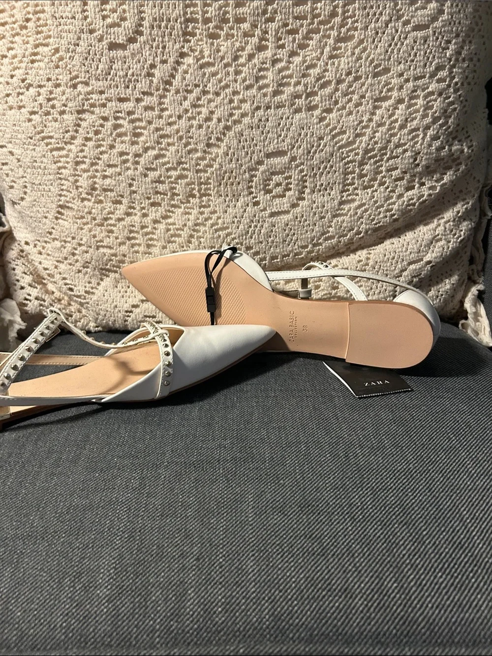 Zara White Studded Pointed Toe T-Strap Flats - Picture 4 of 5